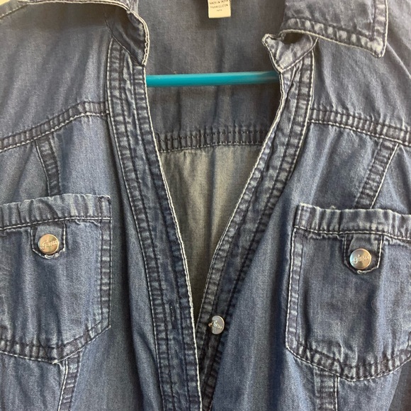 Guess Jean Shirt Dress - Picture 4 of 4